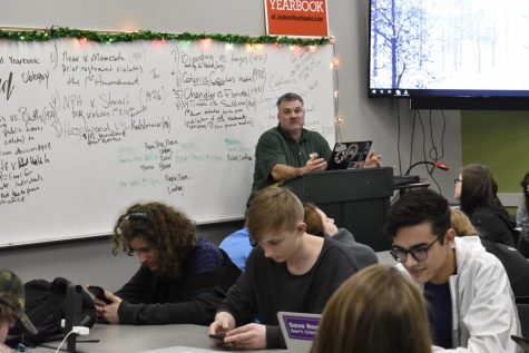 Mr. Oglesby teaching his seventh hour Journalism class