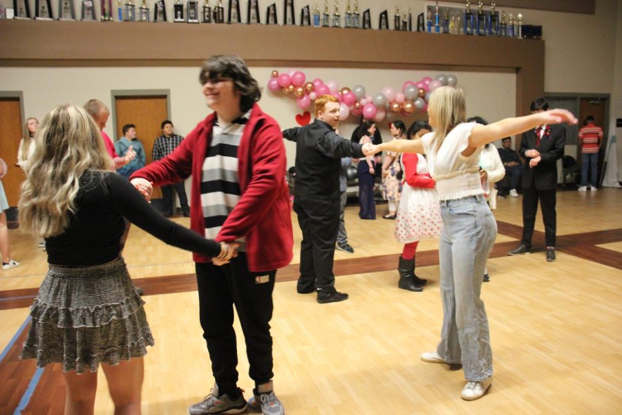Students dance at the Sweethearts Dance.